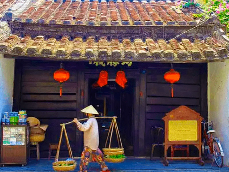 Nhà Cổ Quân Thắng